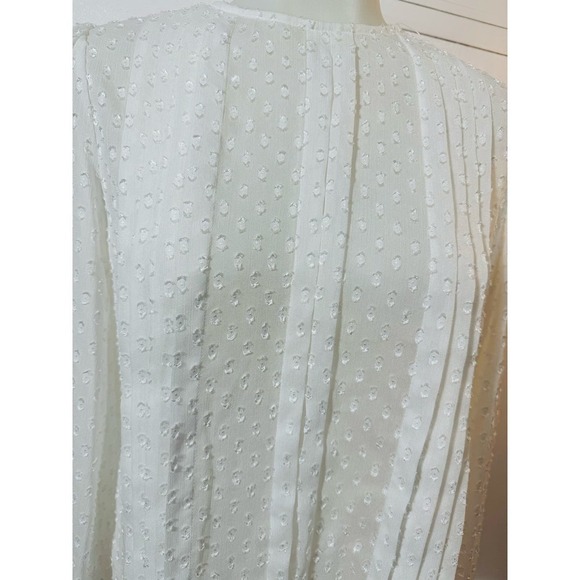 Zara XS plumetis sotted blouse longl sleeved with button cuff details - Picture 5 of 10